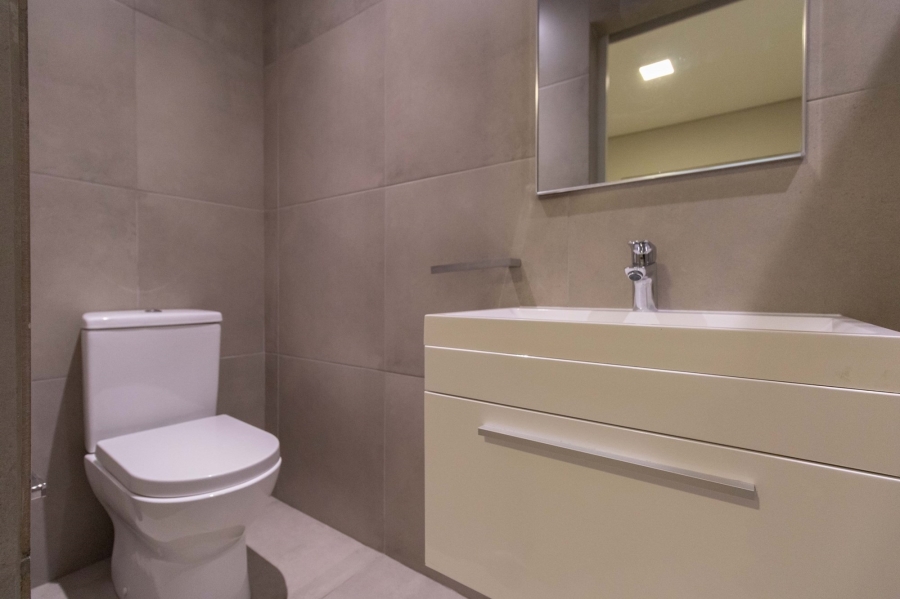 To Let 1 Bedroom Property for Rent in Beachfront Western Cape